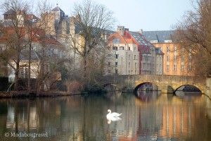 El río Mosela a su paso por Metz