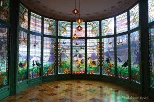 Vidriera de la Casa Lleó Morera de Barcelona