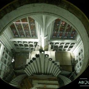 Interior de la torre de San Romualdo en Malinas