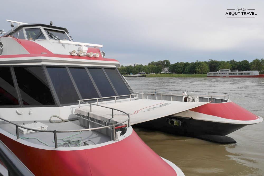 como ir a bratislava desde viena en barco
