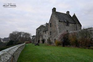 castillo de aberdour, lugar del rodaje de outlander en escocia