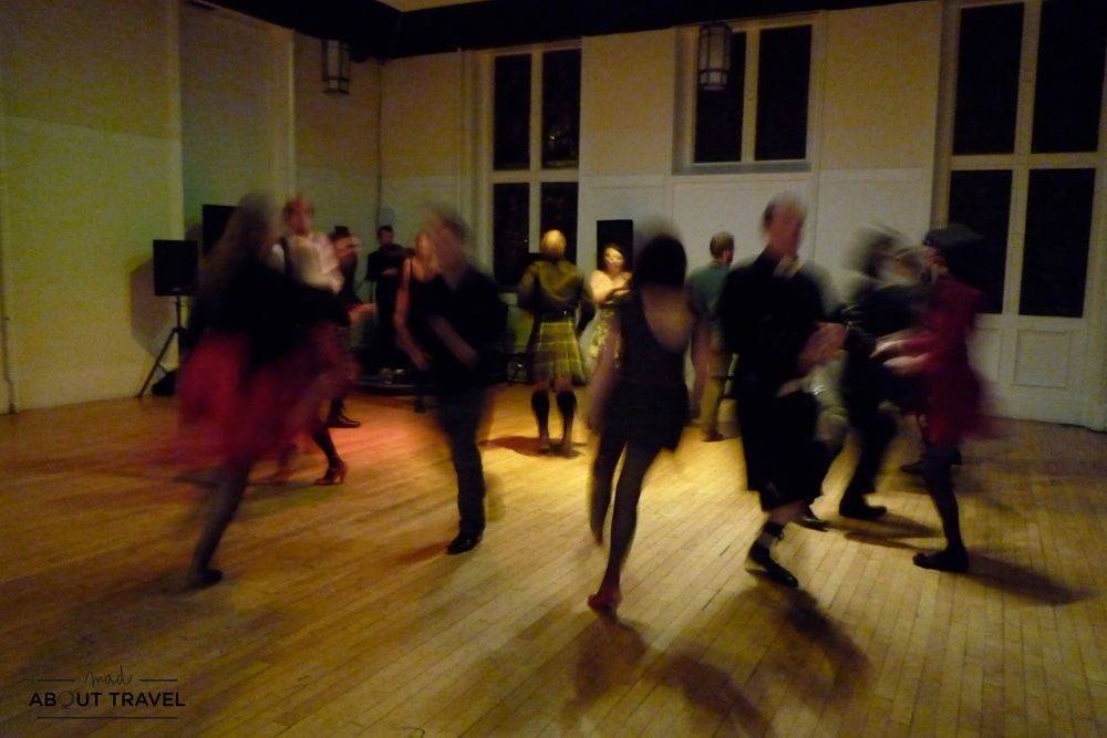 ceilidh noche de burns en escocia - blog mad about travel