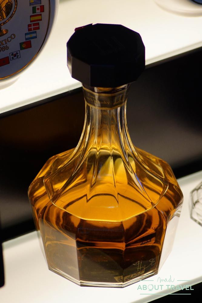 colección de whisky más grande del mundo en la Scotch Whisky Experience de Edimburgo