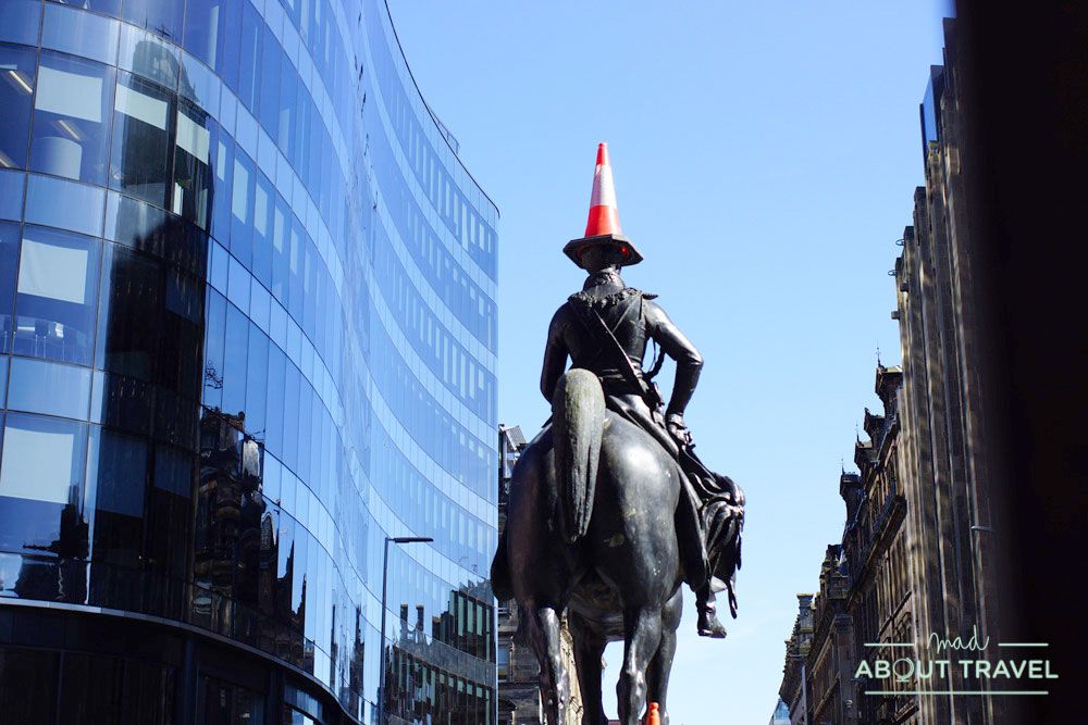 que ver en glasgow gratis: duque de wellington y su cono