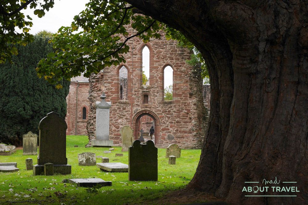 Ruinas del Priorato de Beauly - Ruta North Coast 500 Escocia