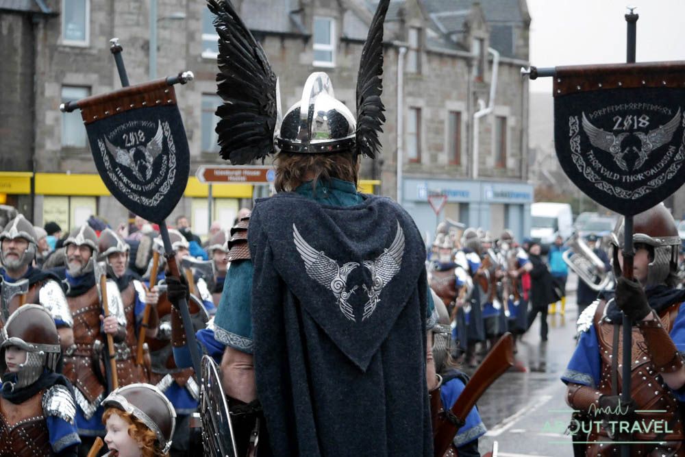 Up Helly Aa, festival vikingo en el norte de Escocia, Shetland