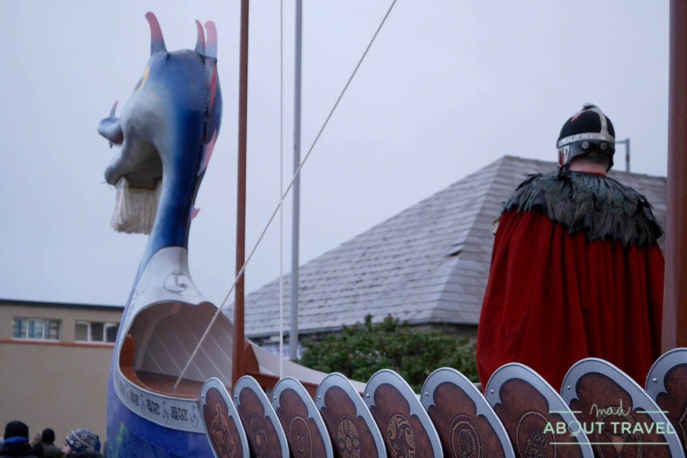Up Helly Aa, festival vikingo en el norte de Escocia, Shetland