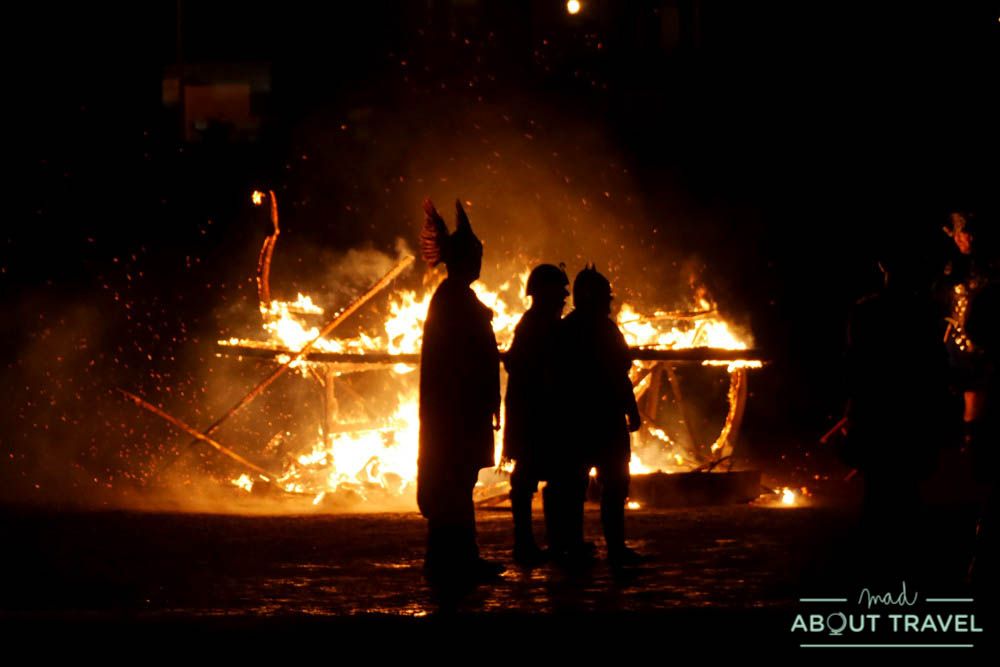 Up Helly Aa, festival vikingo en el norte de Escocia, Shetland