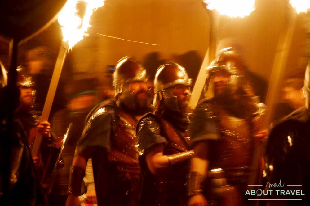 Up Helly Aa, festival vikingo en el norte de Escocia, Shetland