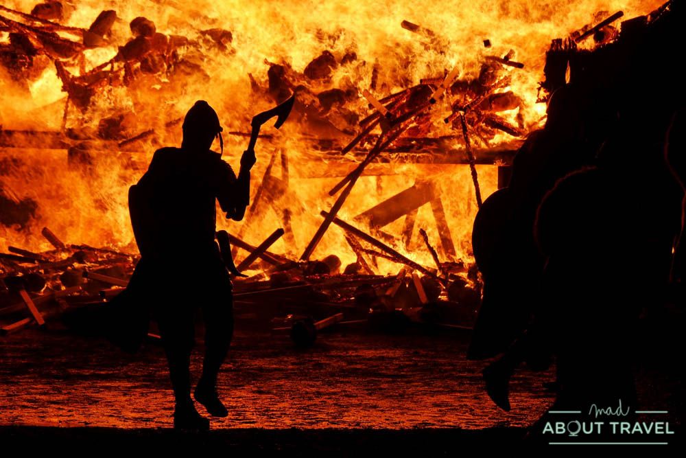 Up Helly Aa, festival vikingo en el norte de Escocia, Shetland