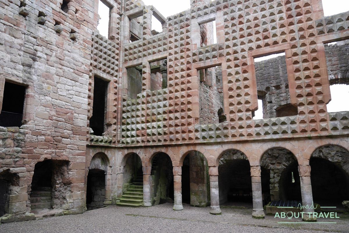castillo de crichton, escocia