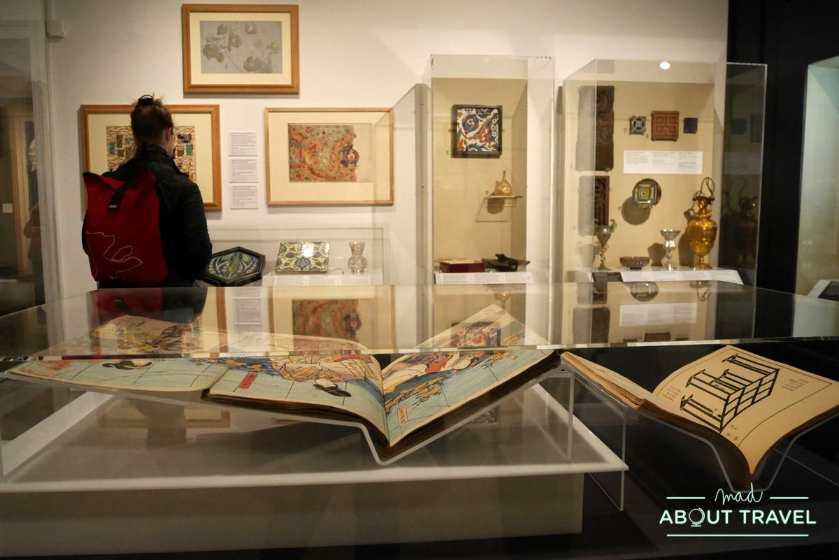 ruta de mackintosh Glasgow: exposicion 150 aniversario