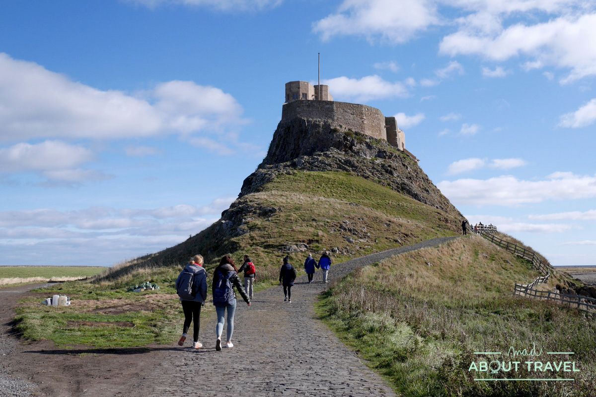 castillo de lindisfarne en northumberland