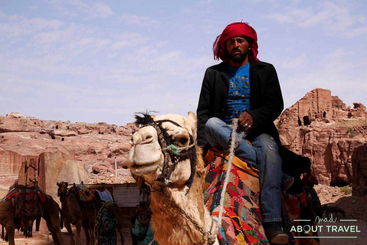 viajar a Jordania beduino petra