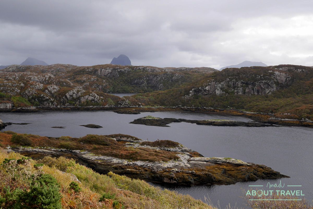 vistas al monte Suilven, Escocia