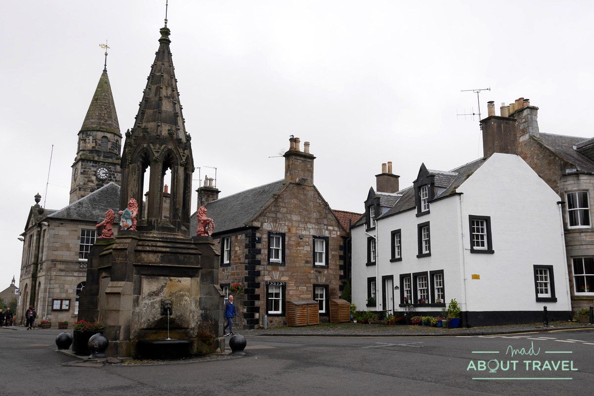 que ver en falkland: bruce fountain