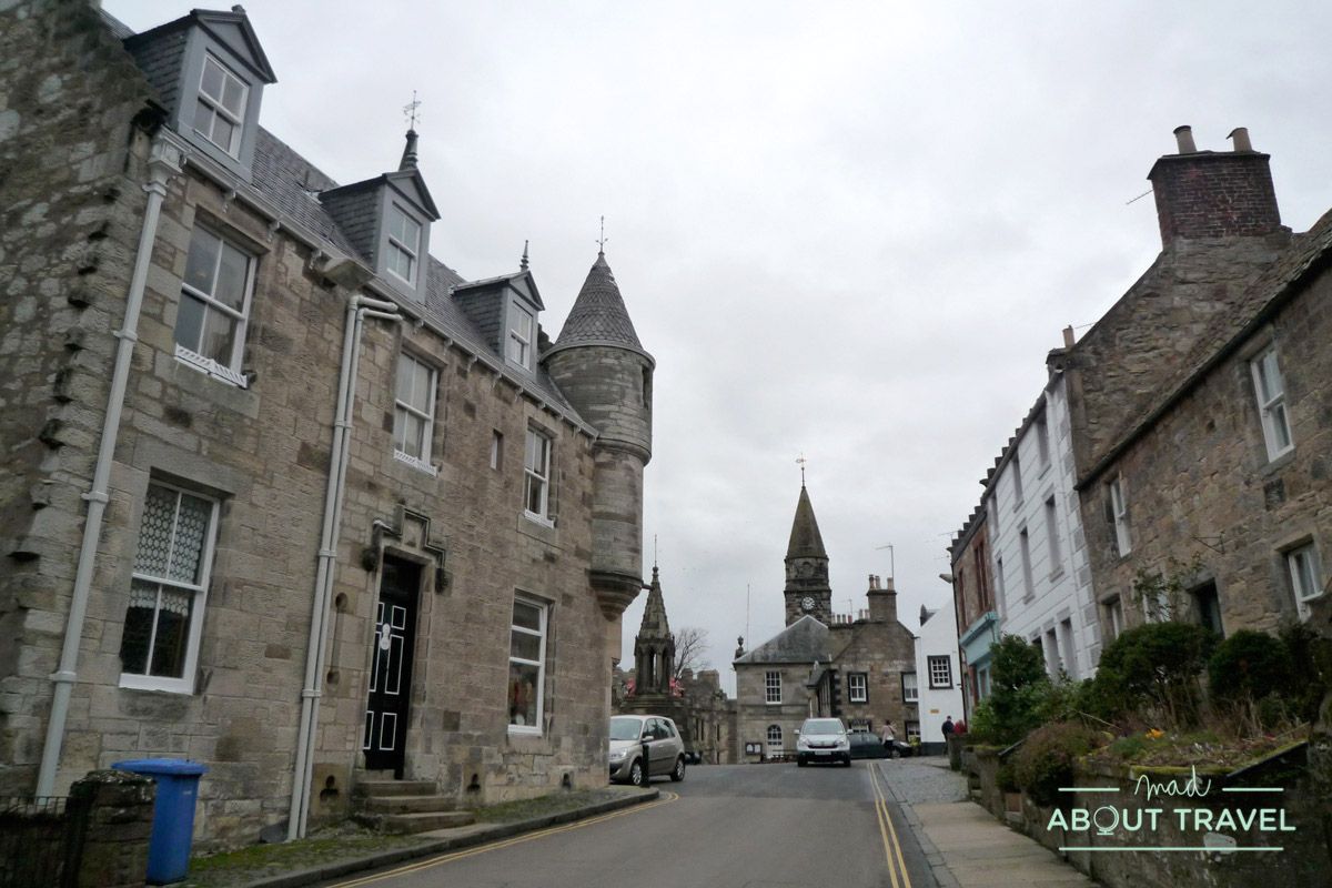 High street de falkland, escocia