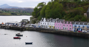 Puerto de Portree en la isla de Skye